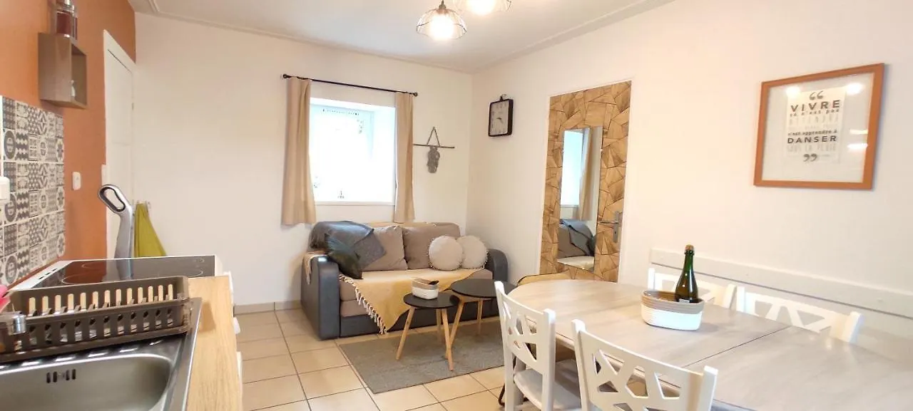 Holiday home Gite - Les Pivoines - Les Jardins De Kerellec - 20Min De La Mer 4 A 6 Personnes Terrasse Jacuzzi Plouvorn