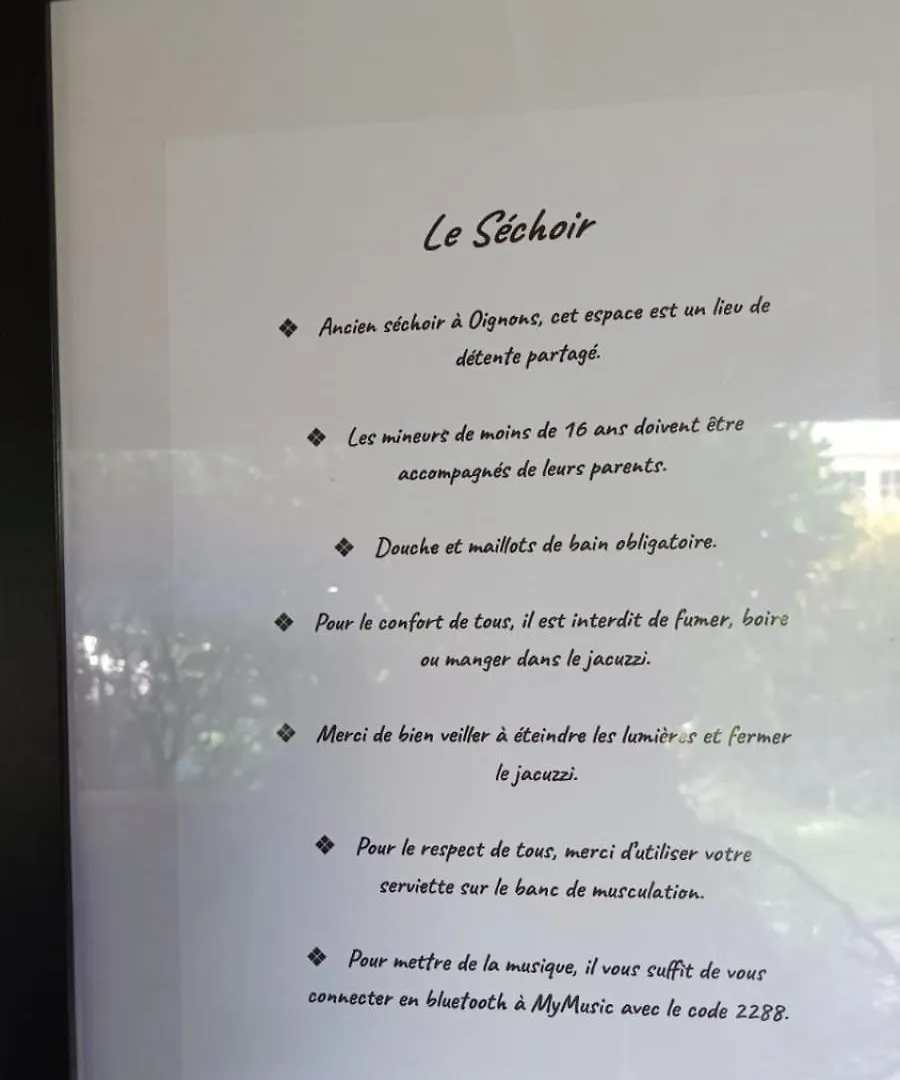 Gite - Les Pivoines - Les Jardins De Kerellec - 20Min De La Mer 4 A 6 Personnes Terrasse Jacuzzi Plouvorn